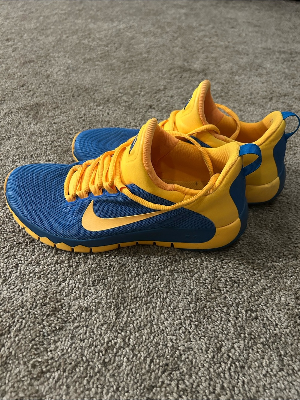 Nike Free Trainers 5.0 Blue & Yellow Athletic Sneakers